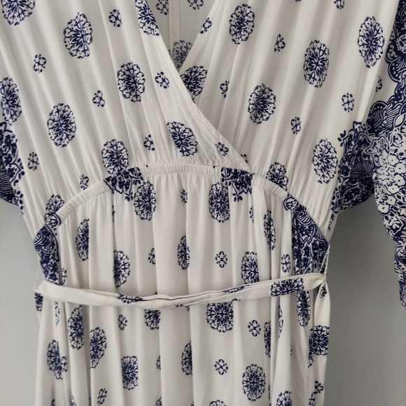 South of France Blue and Ivory Print Maxi Dress - Picture 7 of 16